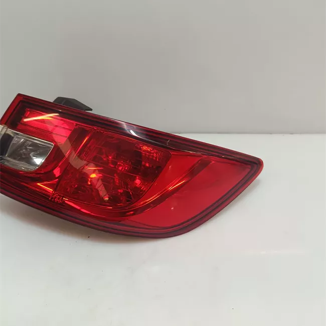 Fanale posteriore parte esterno destro