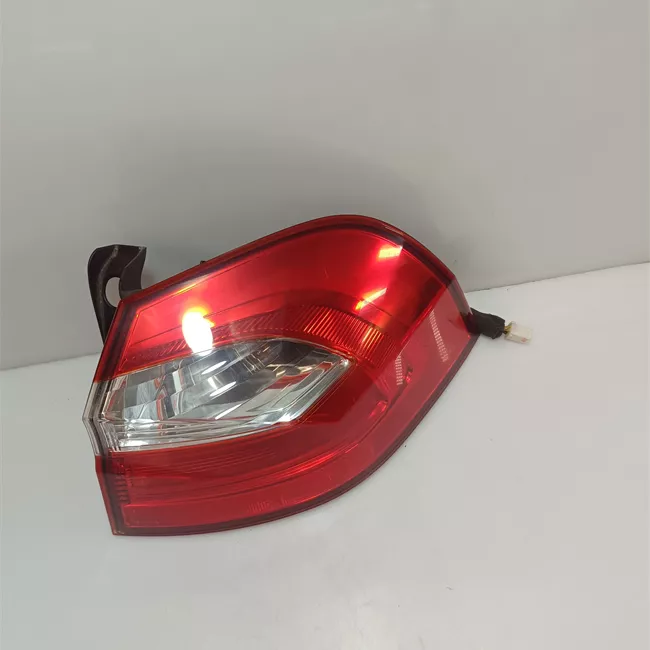 Fanale posteriore parte esterno destro