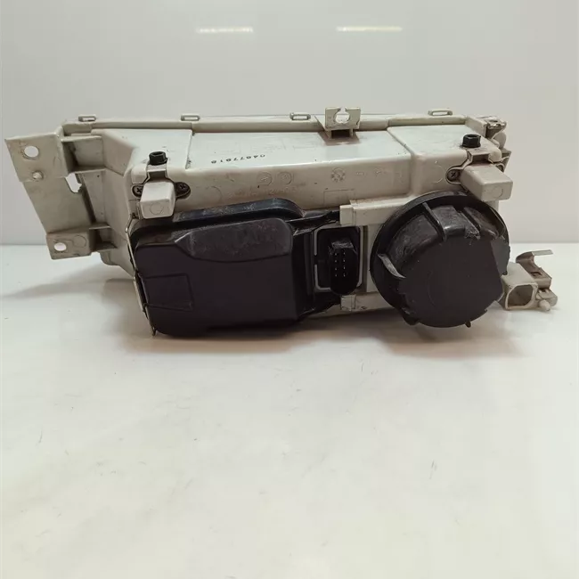 Proiettore destro 00<