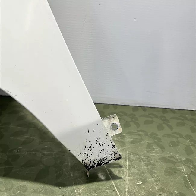 Parafango anteriore sinistro