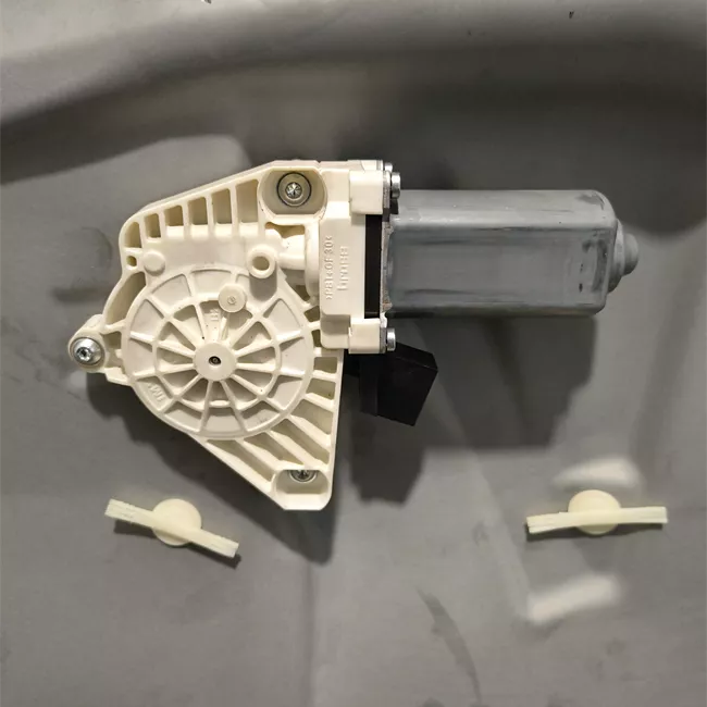 Alzacristallo elettrico porta anteriore destro