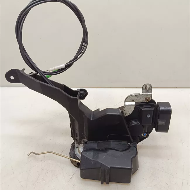 Serratura porta anteriore destra