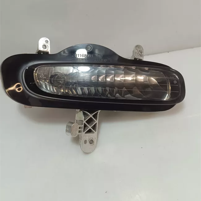 Proiettore fendinebbia destro