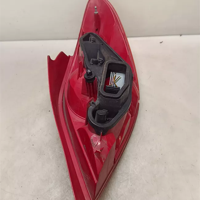 Fanale posteriore sinistro