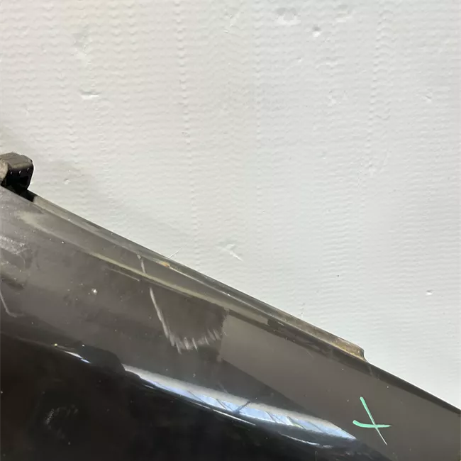 Parafango anteriore destro