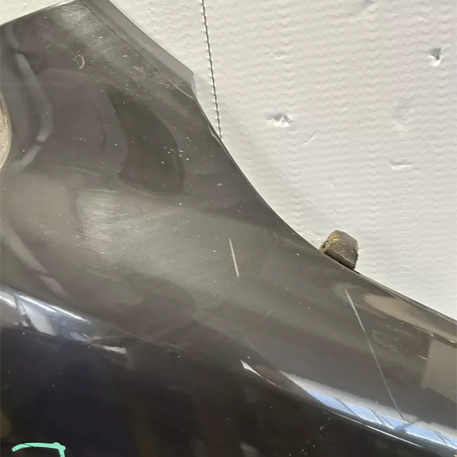 Parafango anteriore destro