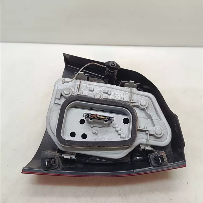 Fanale posteriore sinistro