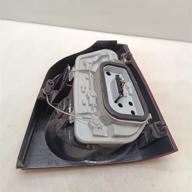 Fanale posteriore sinistro