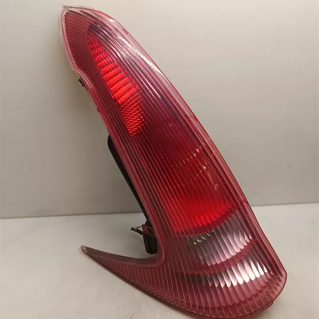 Fanale posteriore sinistro