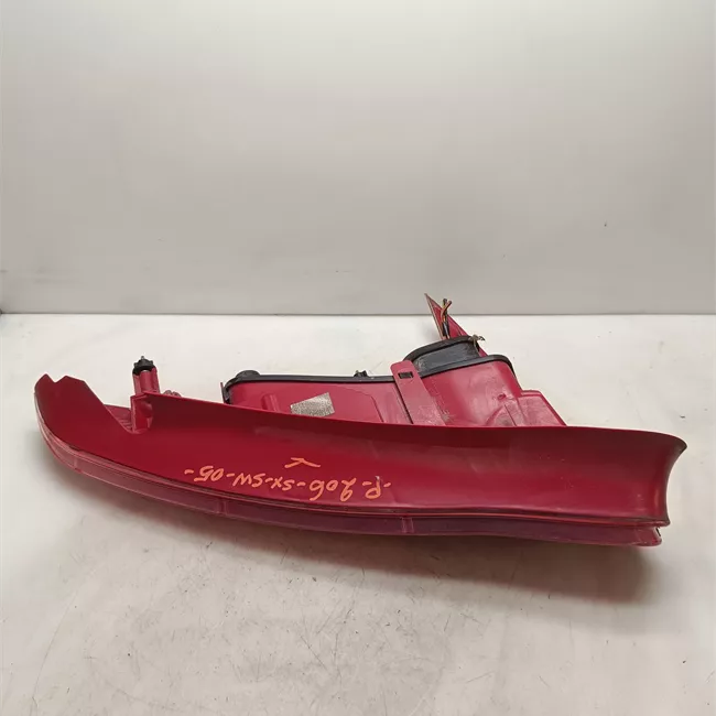 Fanale posteriore sinistro