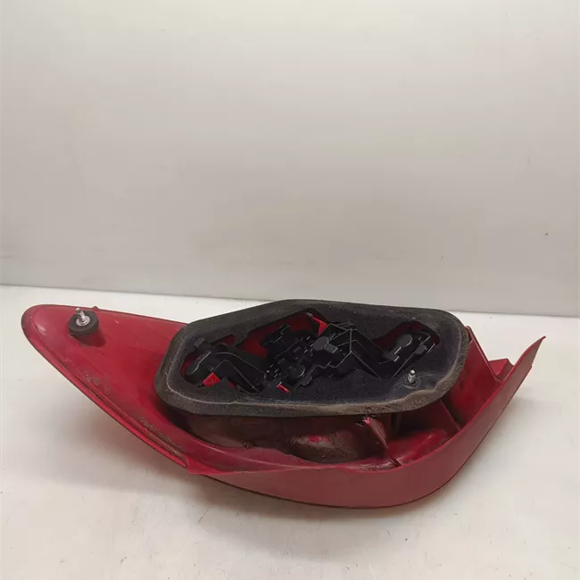 Fanale posteriore sinistro