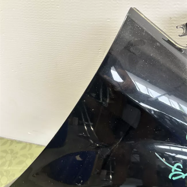 Parafango anteriore destro