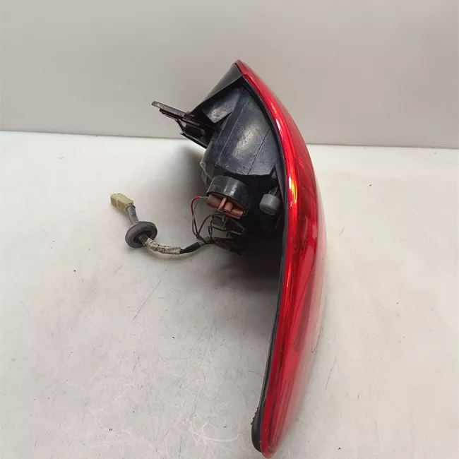 Fanale posteriore sinistro