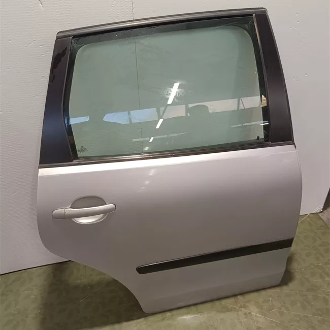 Porta posteriore destra