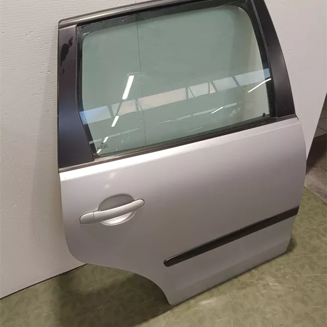 Porta posteriore destra