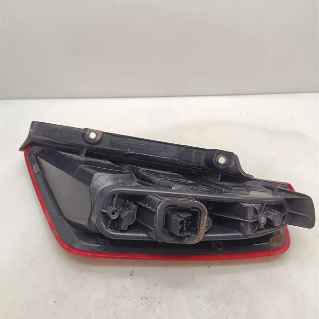 Fanale posteriore sinistro