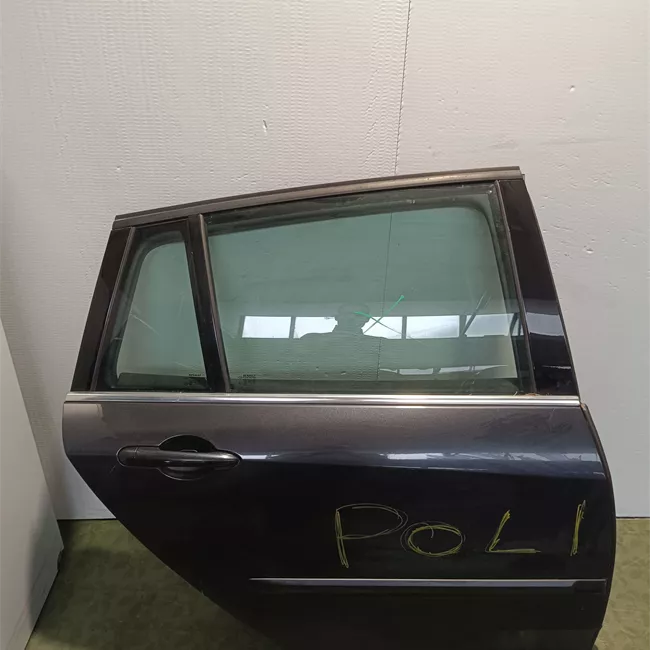 Porta posteriore destra