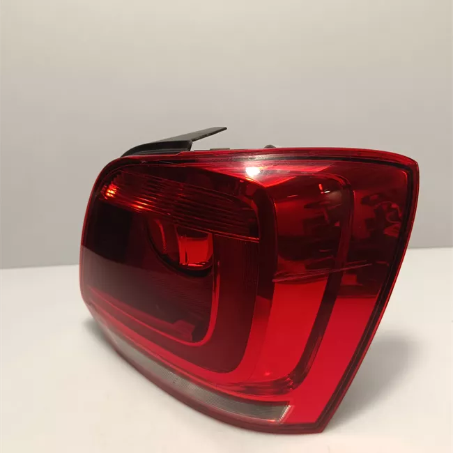 Fanale posteriore destro AL