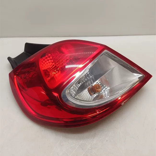 Fanale posteriore sinistro