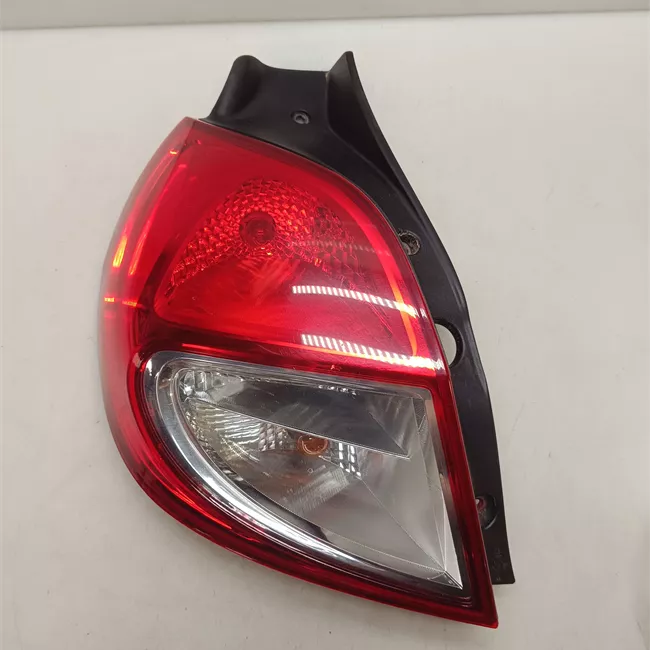 Fanale posteriore sinistro