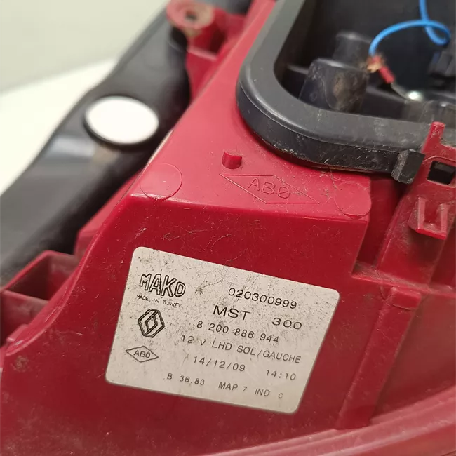 Fanale posteriore sinistro