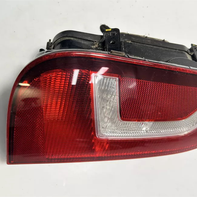 Fanale posteriore sinistro