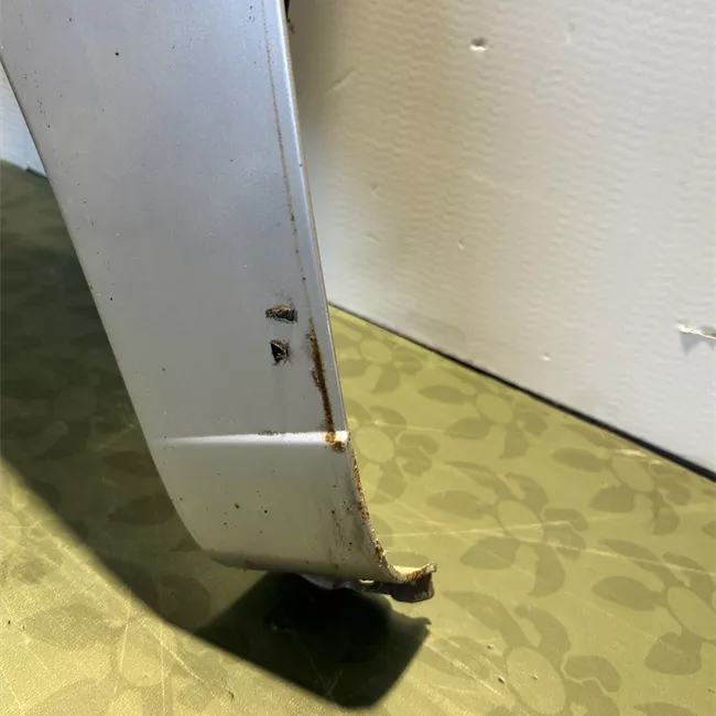 Parafango anteriore sinistro