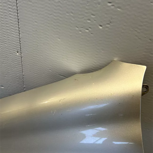 Parafango anteriore sinistro