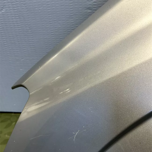 Parafango anteriore sinistro