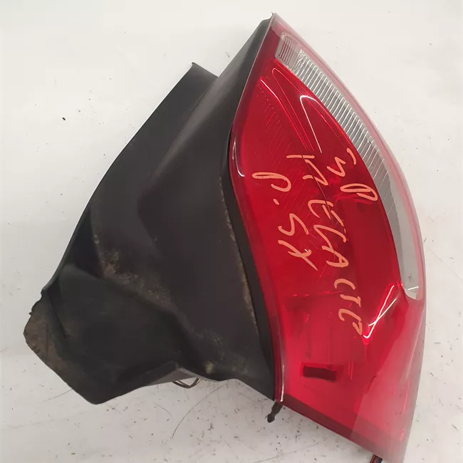 Fanale posteriore sinistro