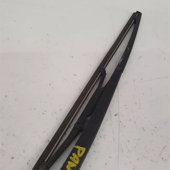 Braccio con spazzola tergilunotto