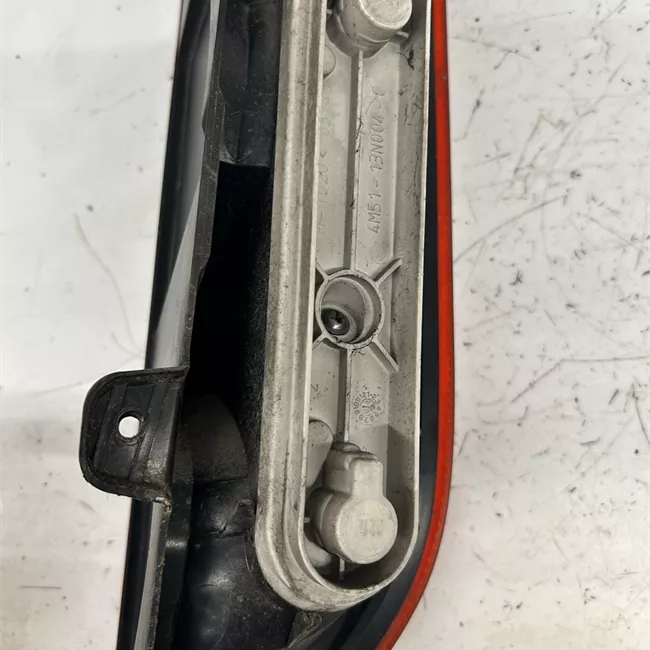 Fanale posteriore sinistro