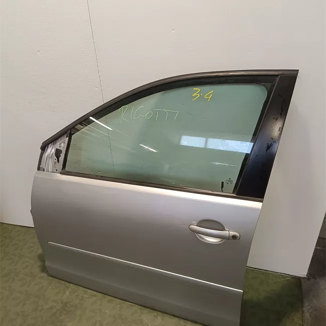 Porta anteriore sinistra