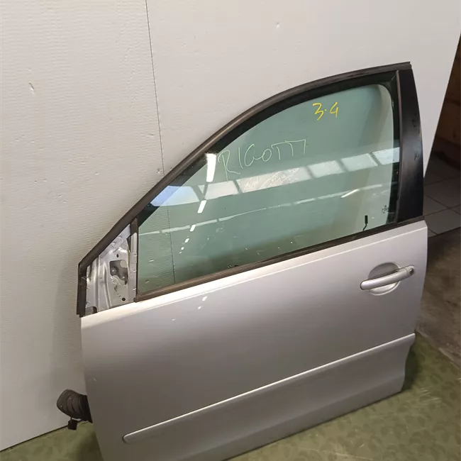 Porta anteriore sinistra