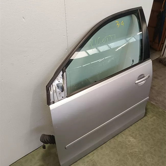 Porta anteriore sinistra