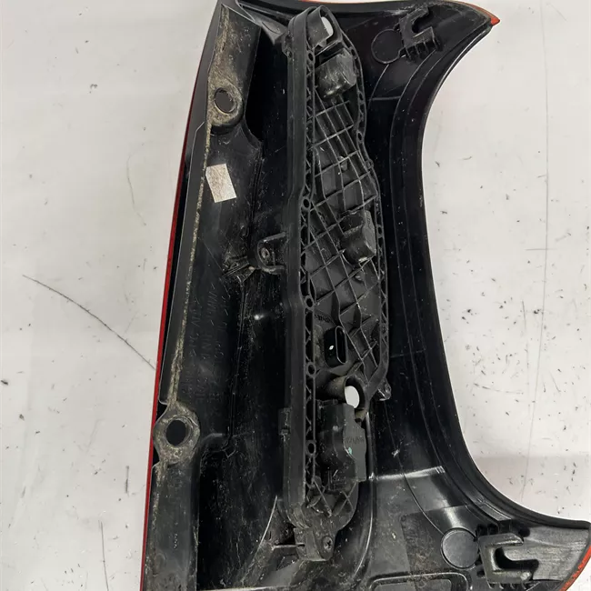 Fanale posteriore sinistro