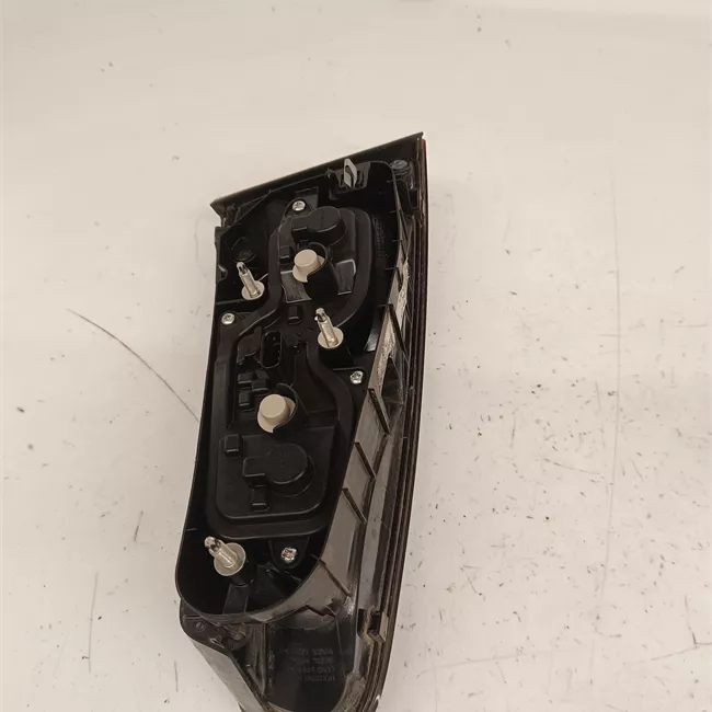 Fanale posteriore parte interno destro