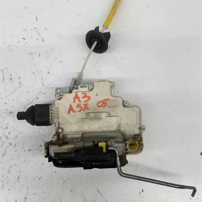 Serratura porta anteriore sinistra