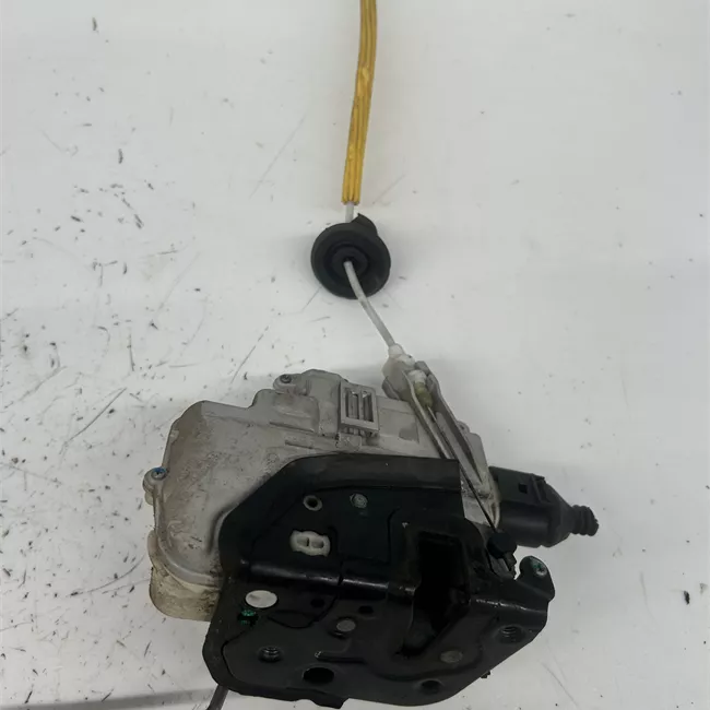 Serratura porta anteriore sinistra