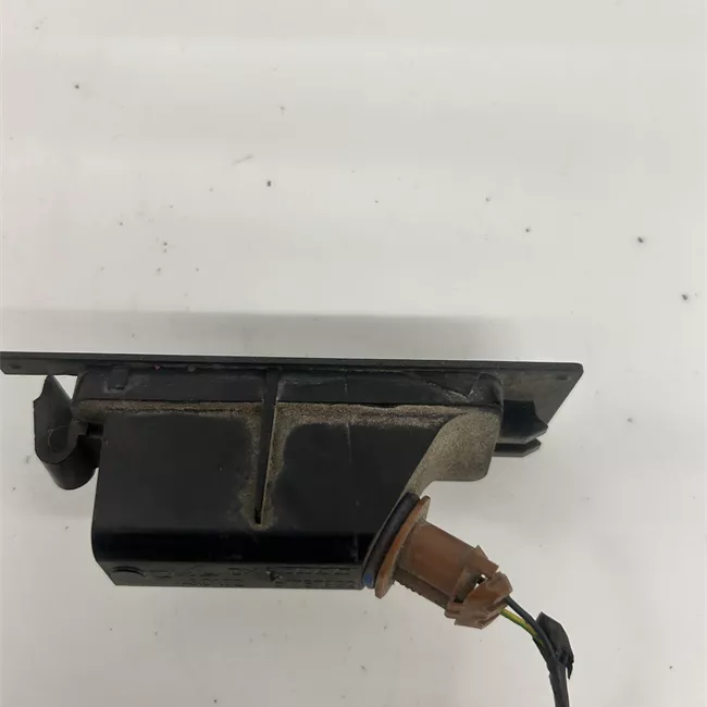 Fanalino targa destro