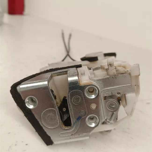 Serratura porta posteriore sinistra