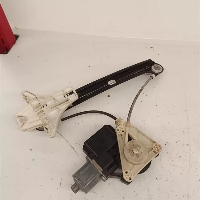 Alzacristallo porta posteriore sinistro