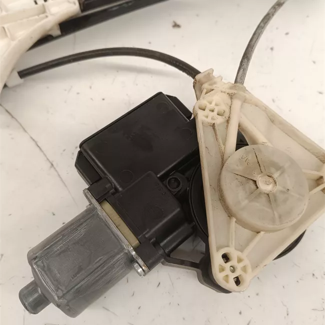 Alzacristallo porta posteriore sinistro