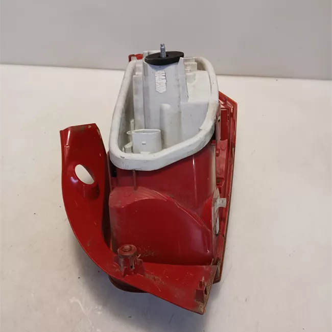 Fanale posteriore sinistro