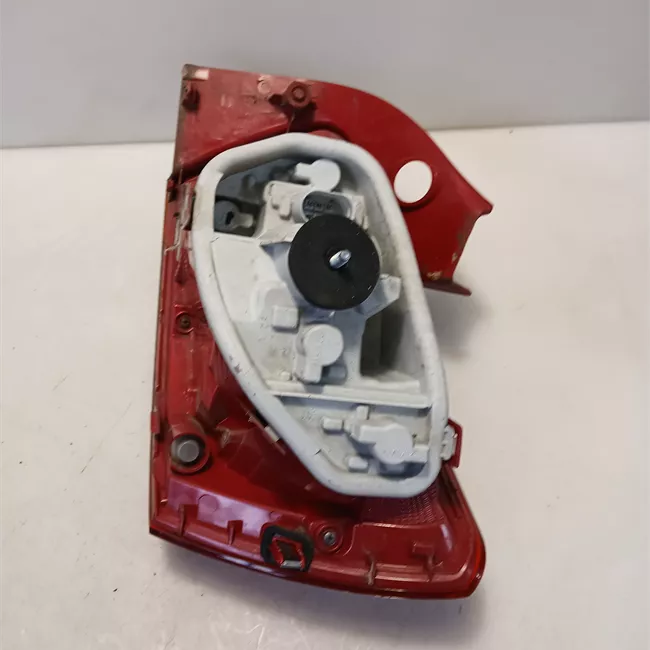 Fanale posteriore sinistro