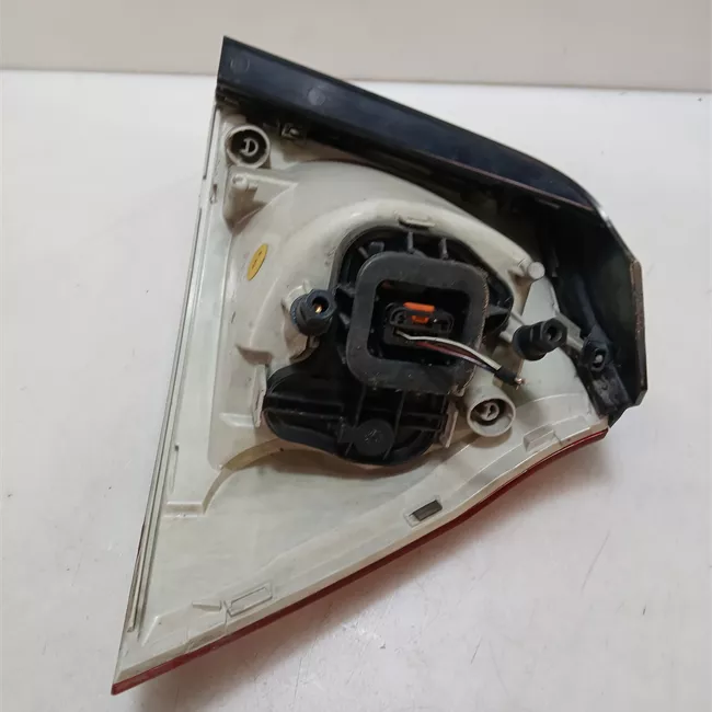 Fanale posteriore parte esterno sinistro