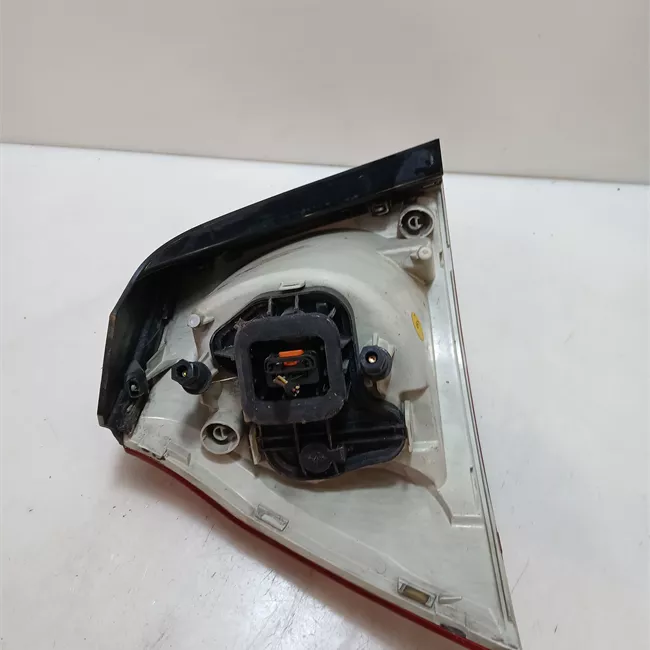 Fanale posteriore parte esterno destro