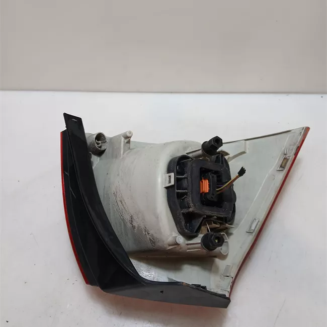 Fanale posteriore parte esterno destro