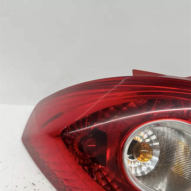 Fanale posteriore sinistro