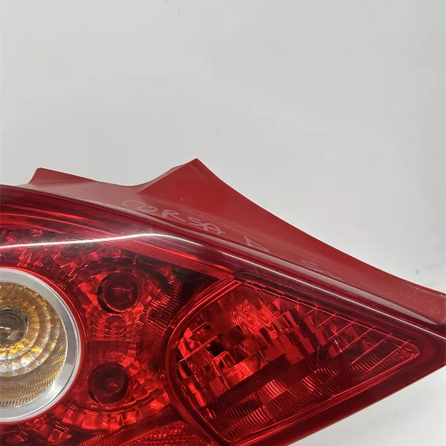 Fanale posteriore sinistro